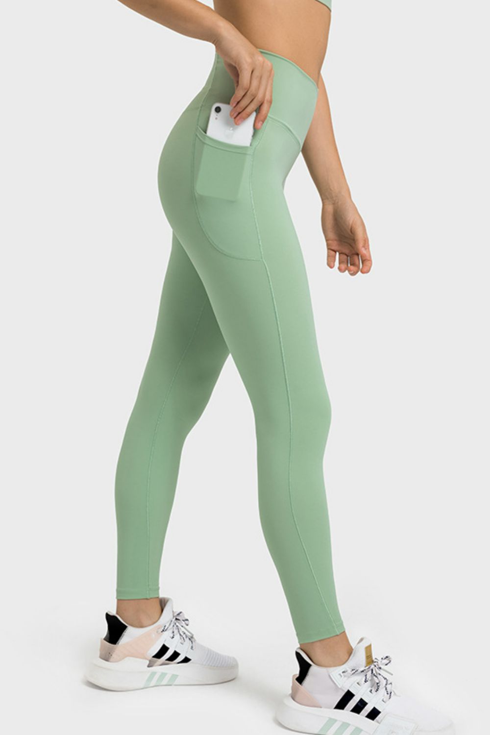 Millennia V-Waist Yoga Leggings with Pockets - cas7m