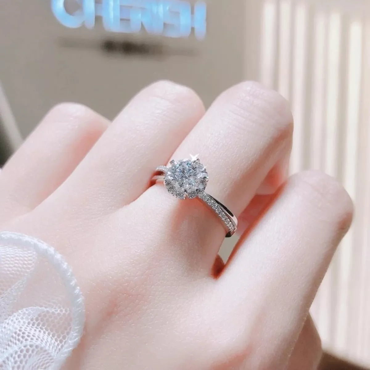 1 Carat 925 Sterling Silver Moissanite Ring - cas7m