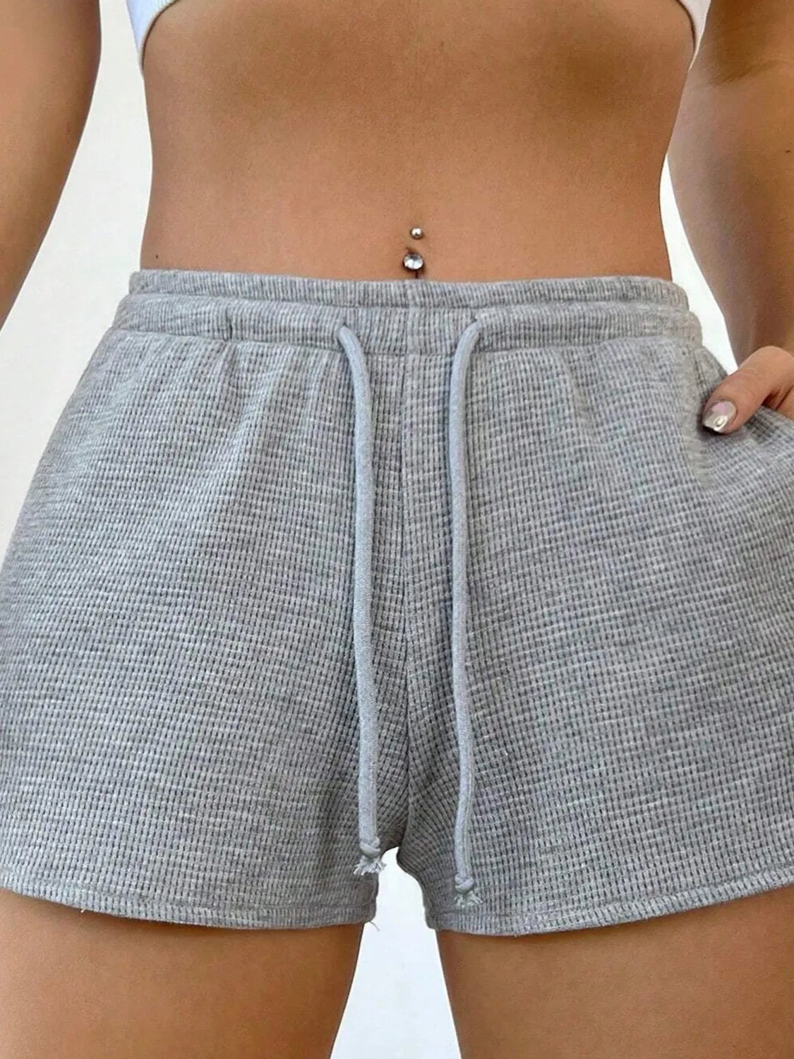 Drawstring Shorts with Pockets - cas7m