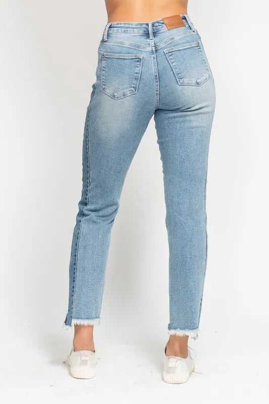 Judy Blue Full Size Vintage Wash Side Panel Detail with Fray Hem Slim Plus Size - cas7m