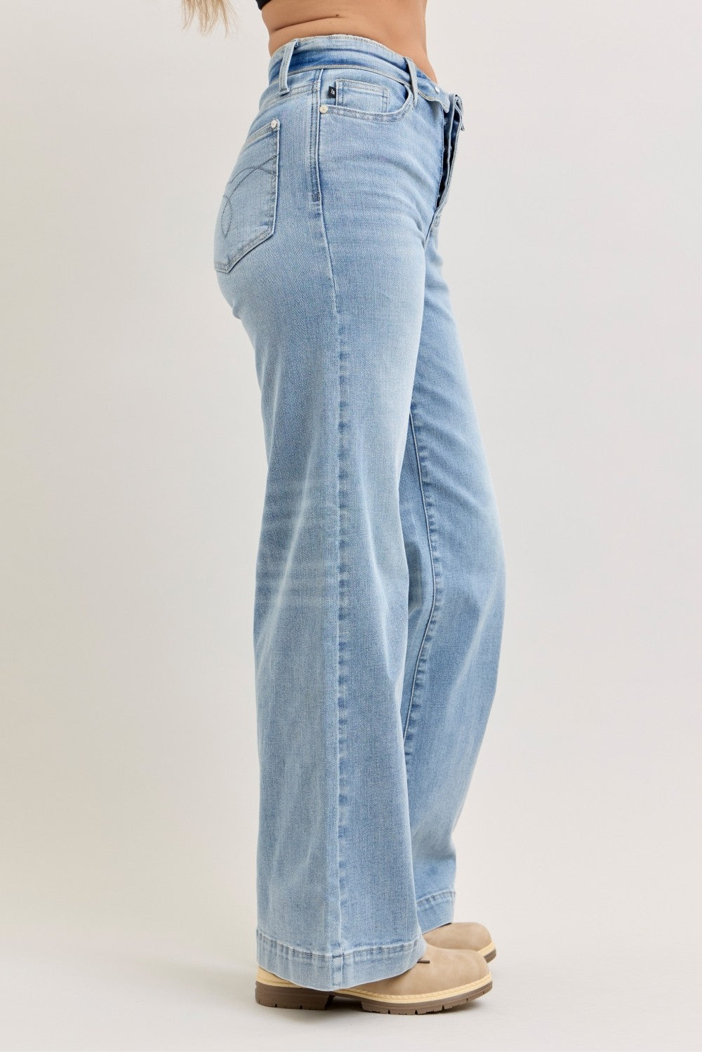 Judy Blue Mid Rise Retro Wide Leg Jeans with Fold-over Waistband - cas7m