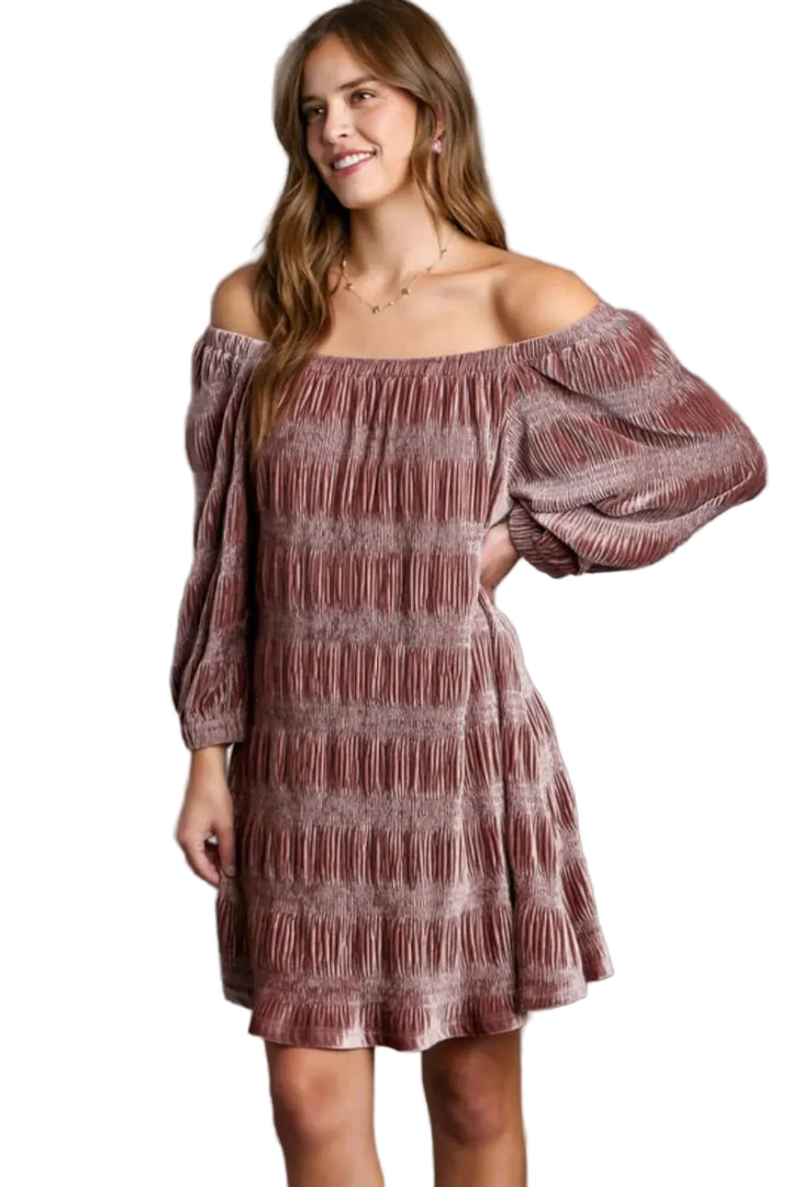Umgee Off-Shoulder Balloon Sleeve Velvet Mini Dress - cas7m