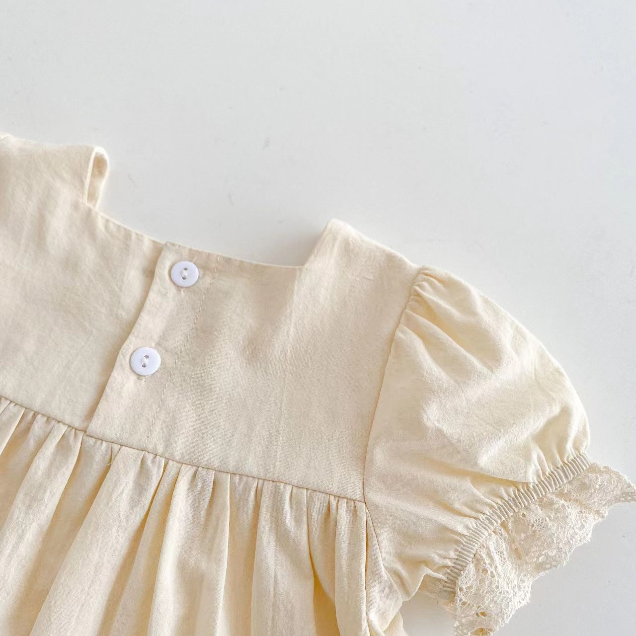 Girl Baby Flower Embroidered Short-sleeved Top - cas7m