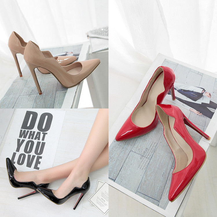 Fashionable Pointed Toe High Heels for Women (Black/Red)