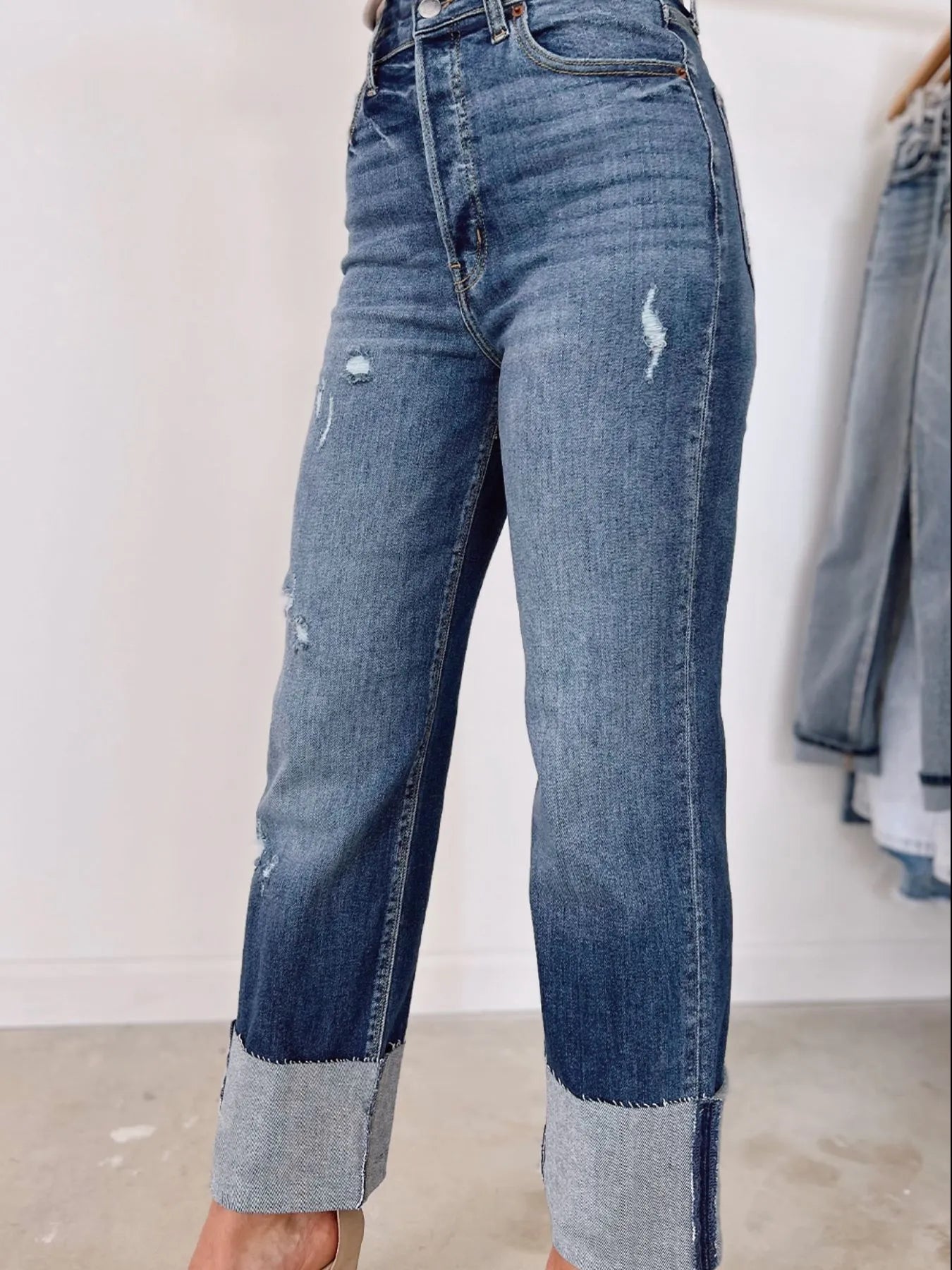 Vintage Stretch Distressed Denim Jeans - Comfort & Style - cas7m