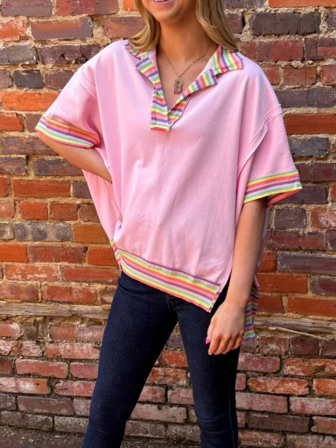 Rainbow Trim Side Slit Top - cas7m