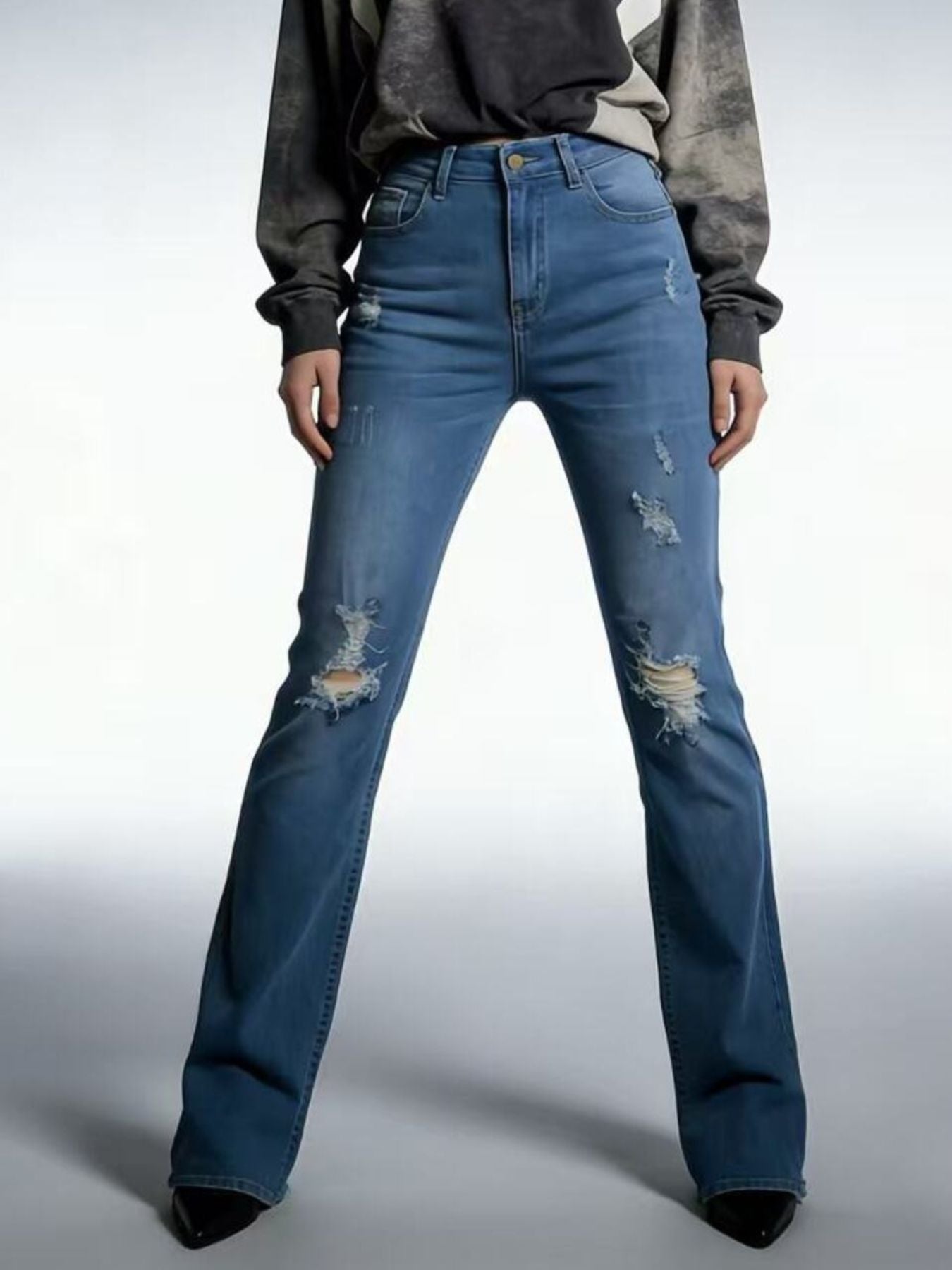 High-Waisted Distressed Jeans - cas7m