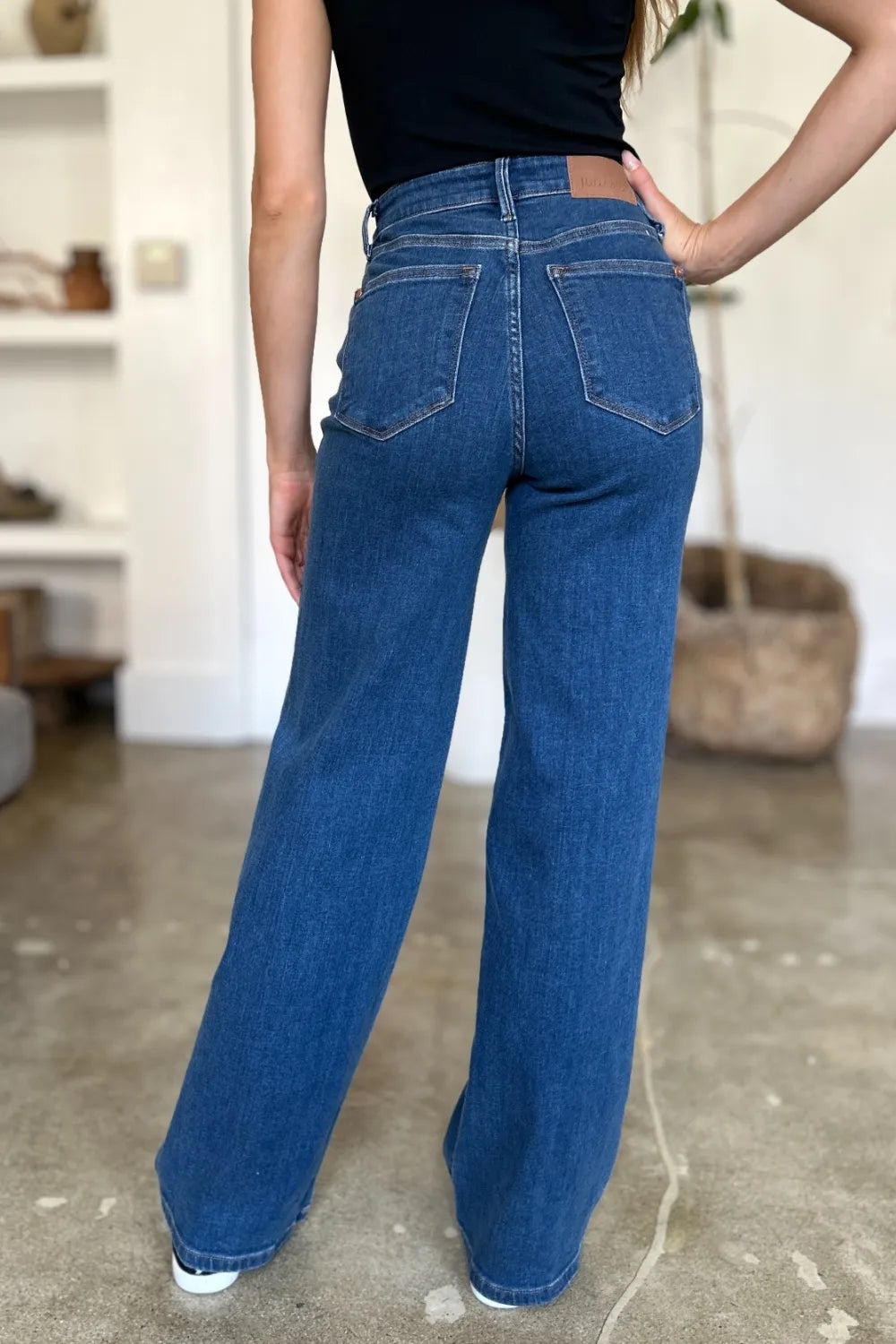Judy Blue Full Size High Rise Straight Jeans - cas7m
